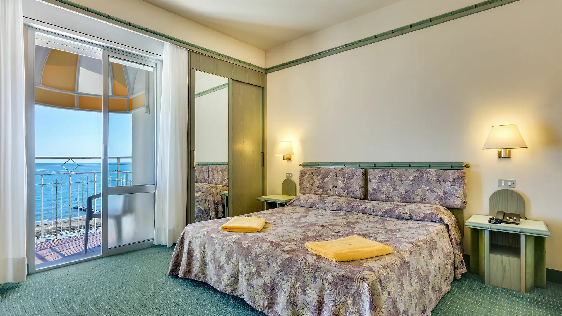 Hotel Montecarlo 리도 디 예솔로 4*,